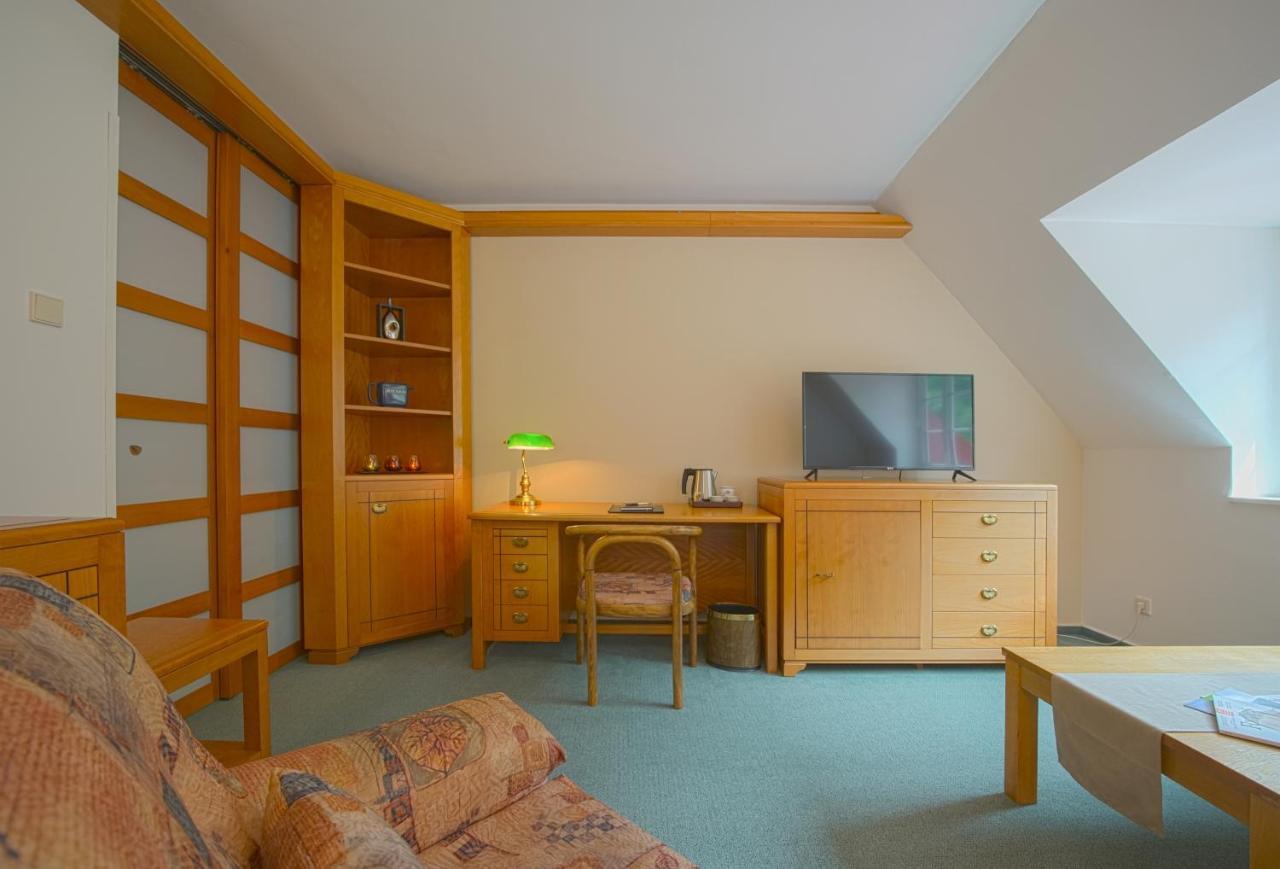 Hotel Praha Грженско Екстер'єр фото