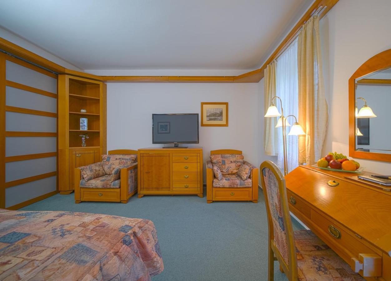 Hotel Praha Грженско Екстер'єр фото