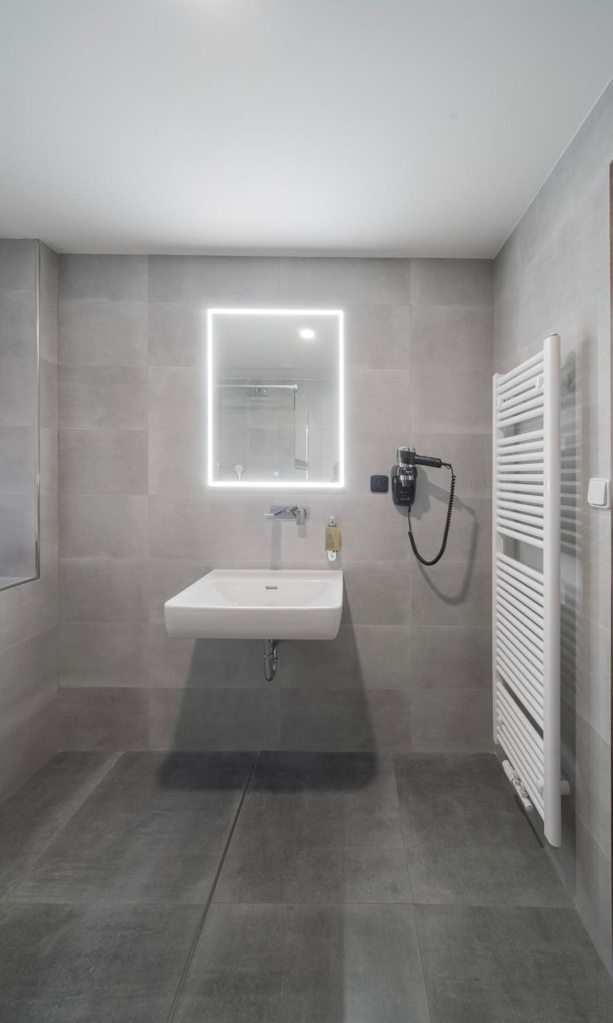 Hotel Praha Грженско Екстер'єр фото